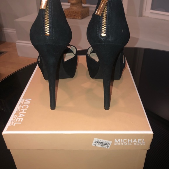 Womens size 10 Michael Kors platforms - Picture 4 of 5